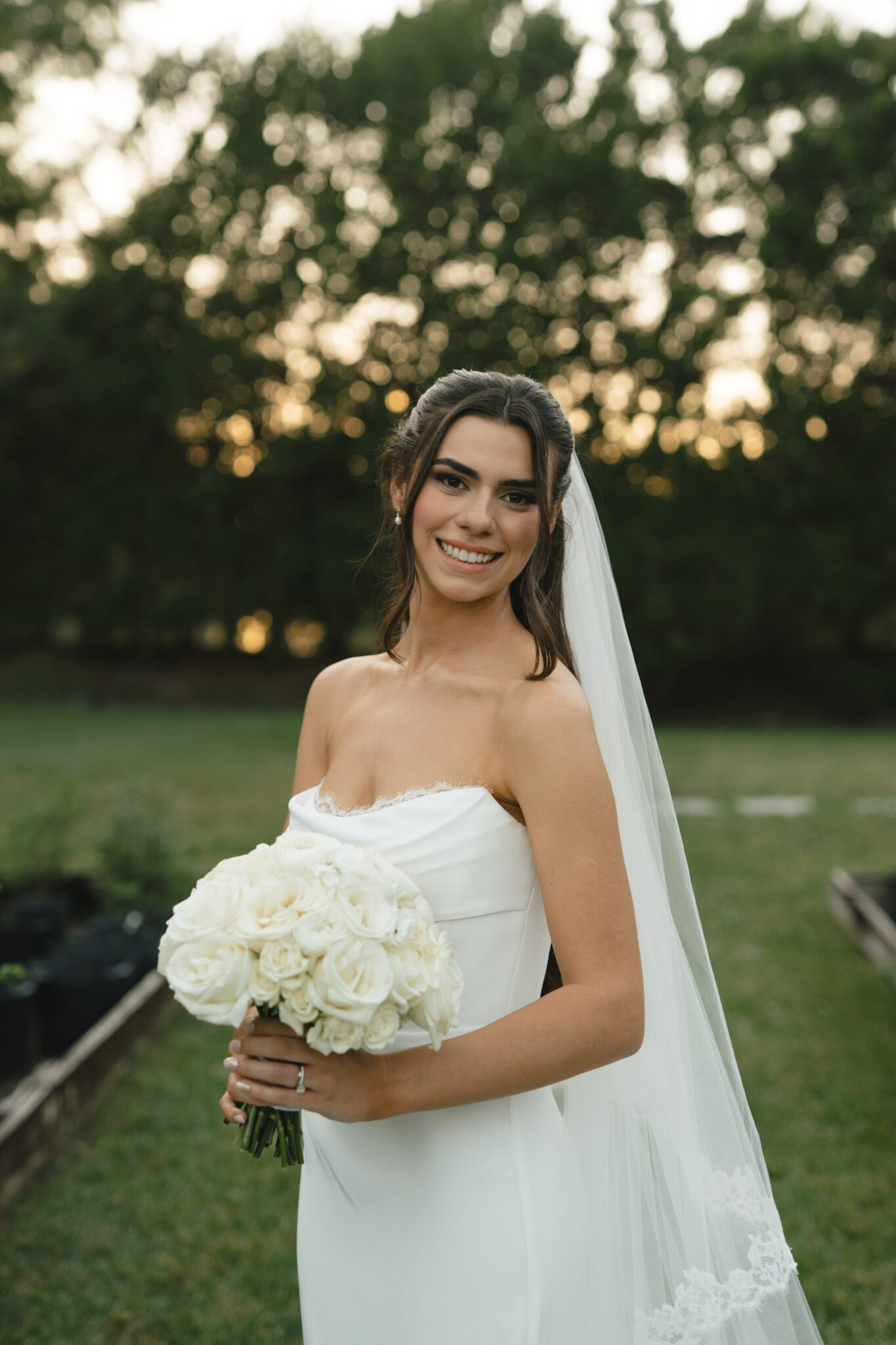 soft glam bridal makeup nude lips